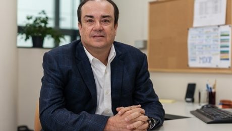 eduardo_del_solar_graduado_ing_industrial_2018_director_mdop_escritorio